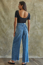 Load image into Gallery viewer, Basic White Tee