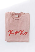 Load image into Gallery viewer, XOXO Tee