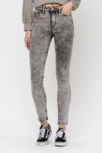 Load image into Gallery viewer, Haylie Grey Washed Jeans