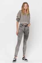 Load image into Gallery viewer, Haylie Grey Washed Jeans