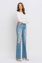 Load image into Gallery viewer, Leona Straight Jeans
