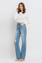 Load image into Gallery viewer, Leona Straight Jeans
