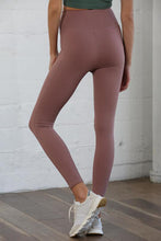 Load image into Gallery viewer, Finish Line Active Leggings
