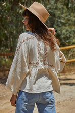 Load image into Gallery viewer, Everly Linen Blouse
