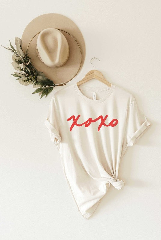 XOXO Tee