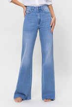 Load image into Gallery viewer, Olivia Wide Leg Jean
