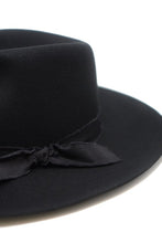 Load image into Gallery viewer, Kaia Wool Panama Hat
