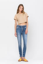 Load image into Gallery viewer, Blakely Button Up Jeans
