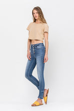 Load image into Gallery viewer, Blakely Button Up Jeans
