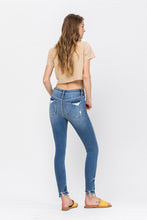 Load image into Gallery viewer, Blakely Button Up Jeans
