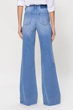 Load image into Gallery viewer, Olivia Wide Leg Jean
